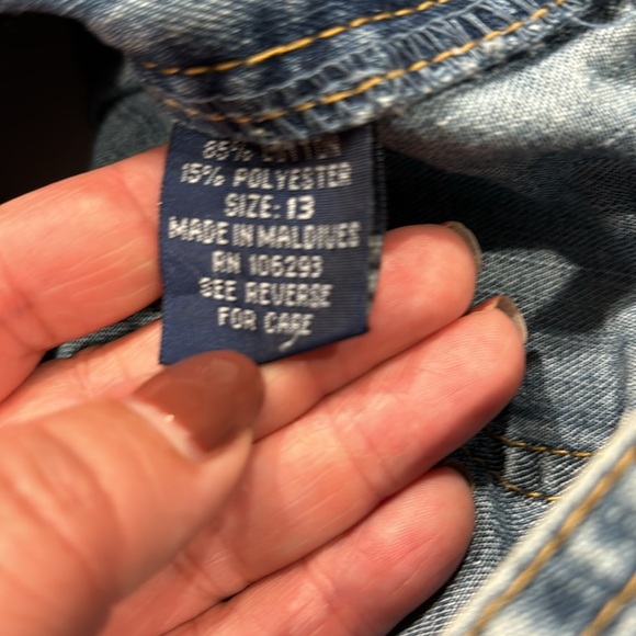 Jean Shorts - Picture 2 of 6